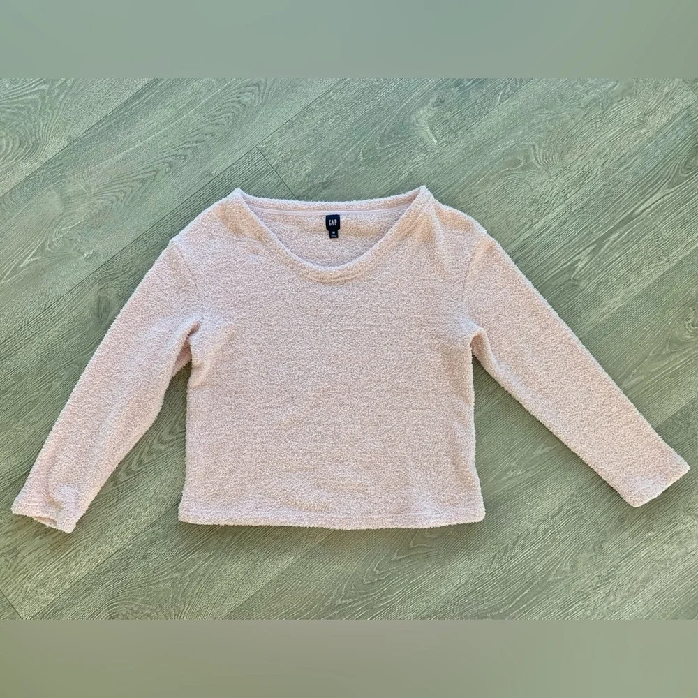 Gap Sweater - Picture 2 of 7